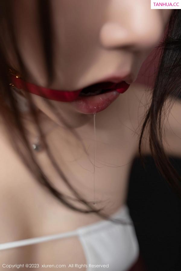 鱼子酱fish  [XiuRen]高清写真图 2023.08.11 No.7223 鱼子酱Fish 丝袜美腿第52张图片